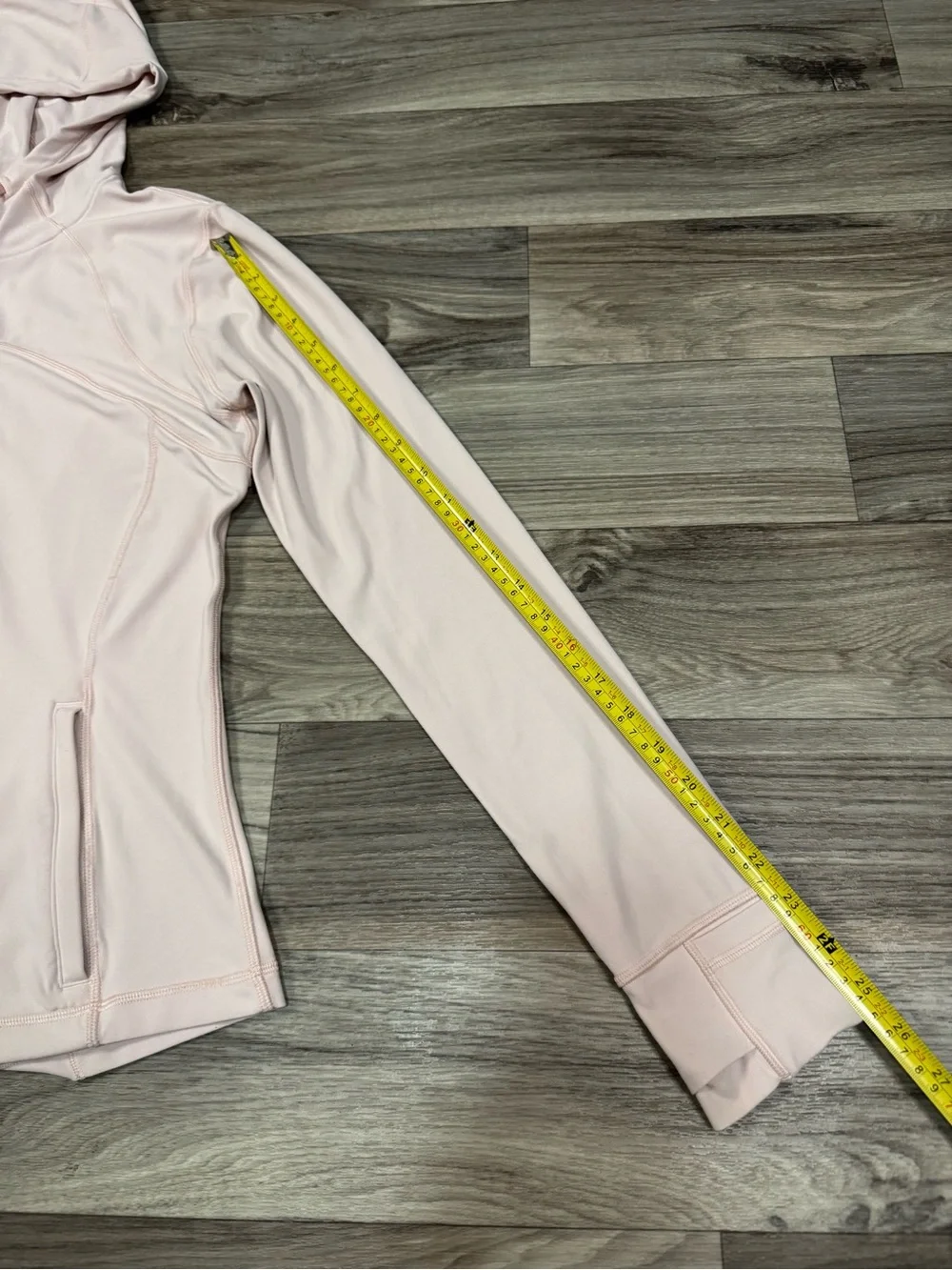 Lululemon Hooded Define Jacket in Smoky Blush Size 10